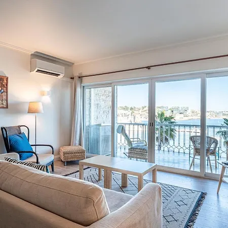 Bay Terraces Ii Apartment